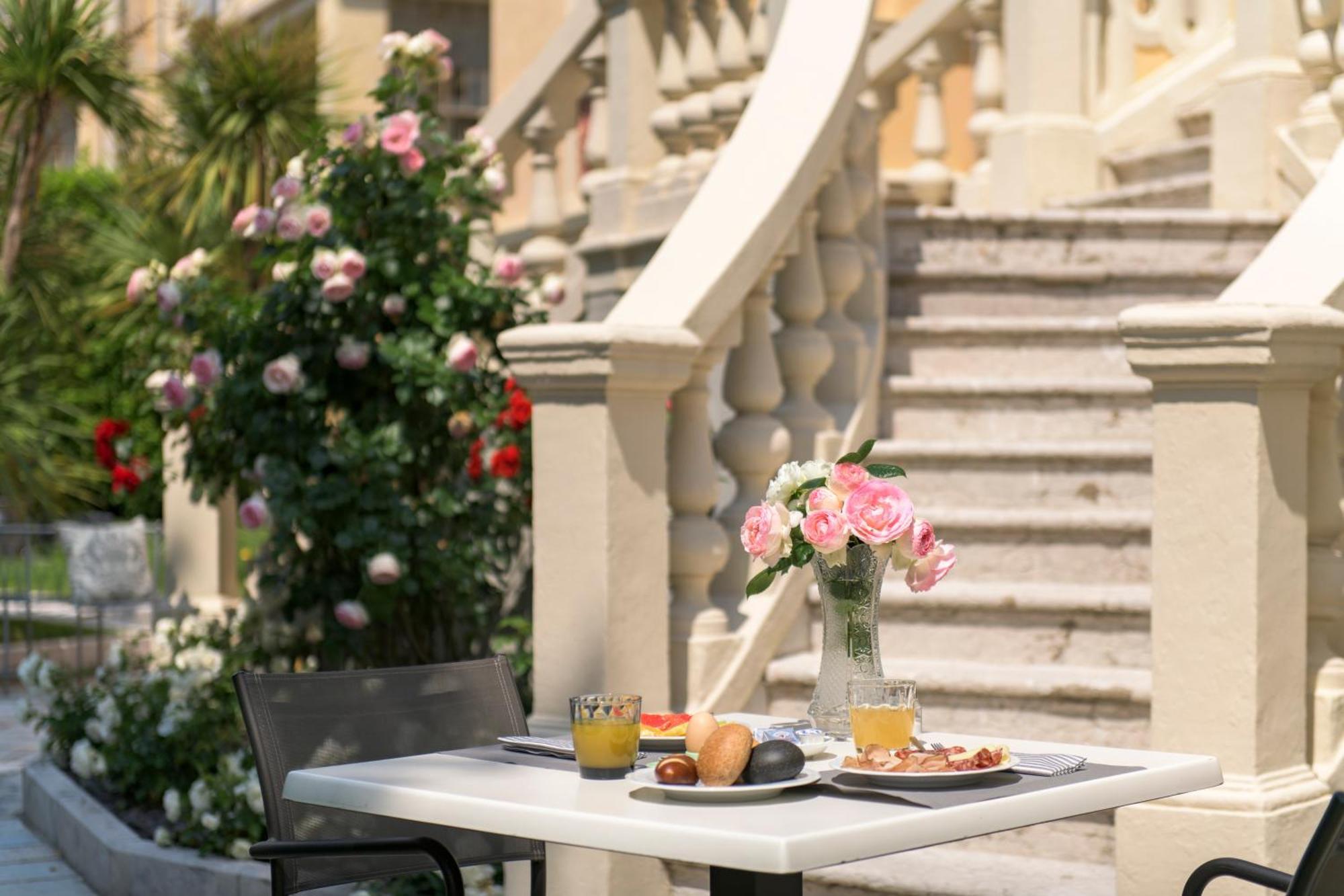 Villa Italia Luxury Suites&Apartments Arco Esterno foto