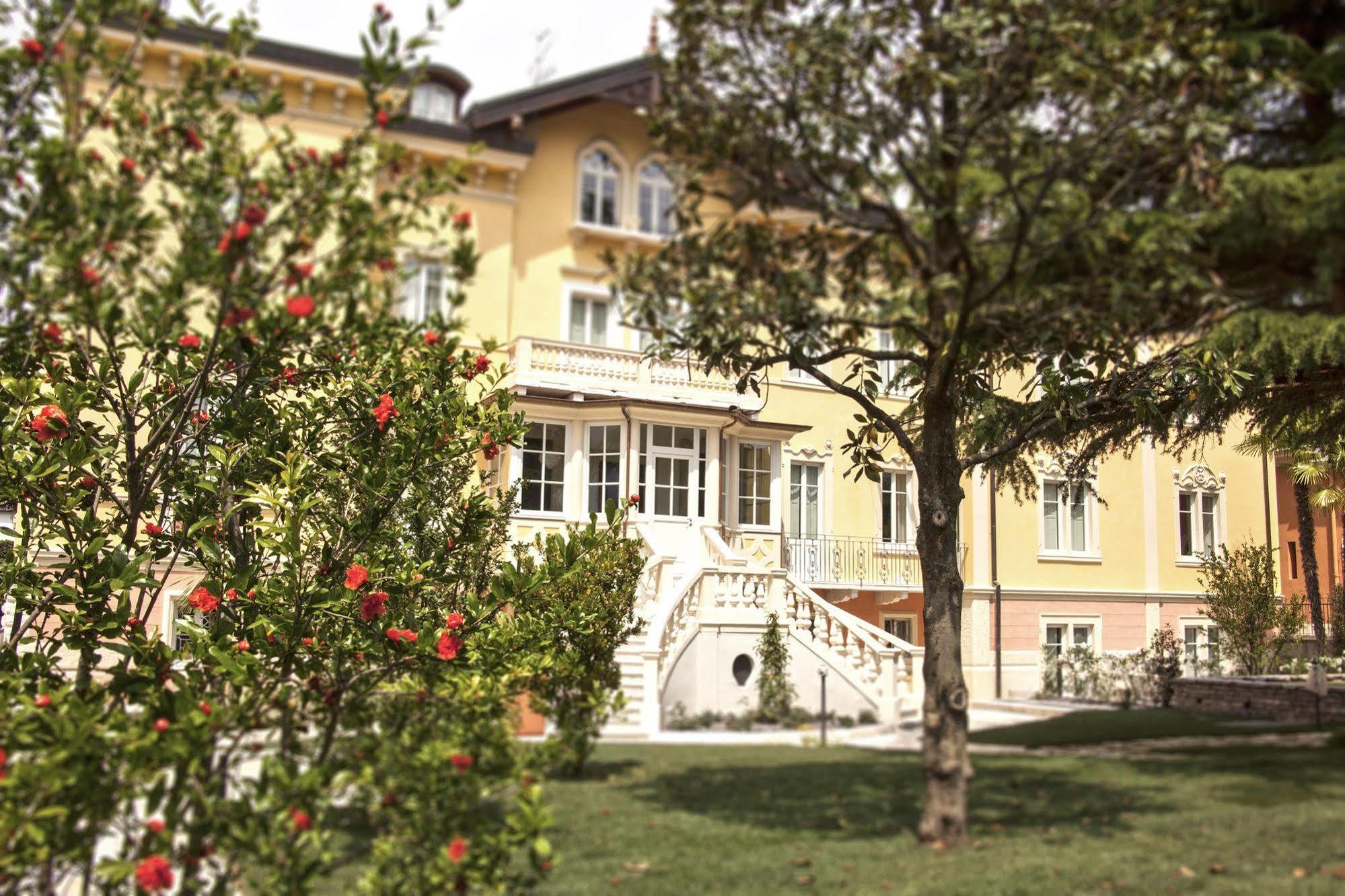 Villa Italia Luxury Suites&Apartments Arco Esterno foto