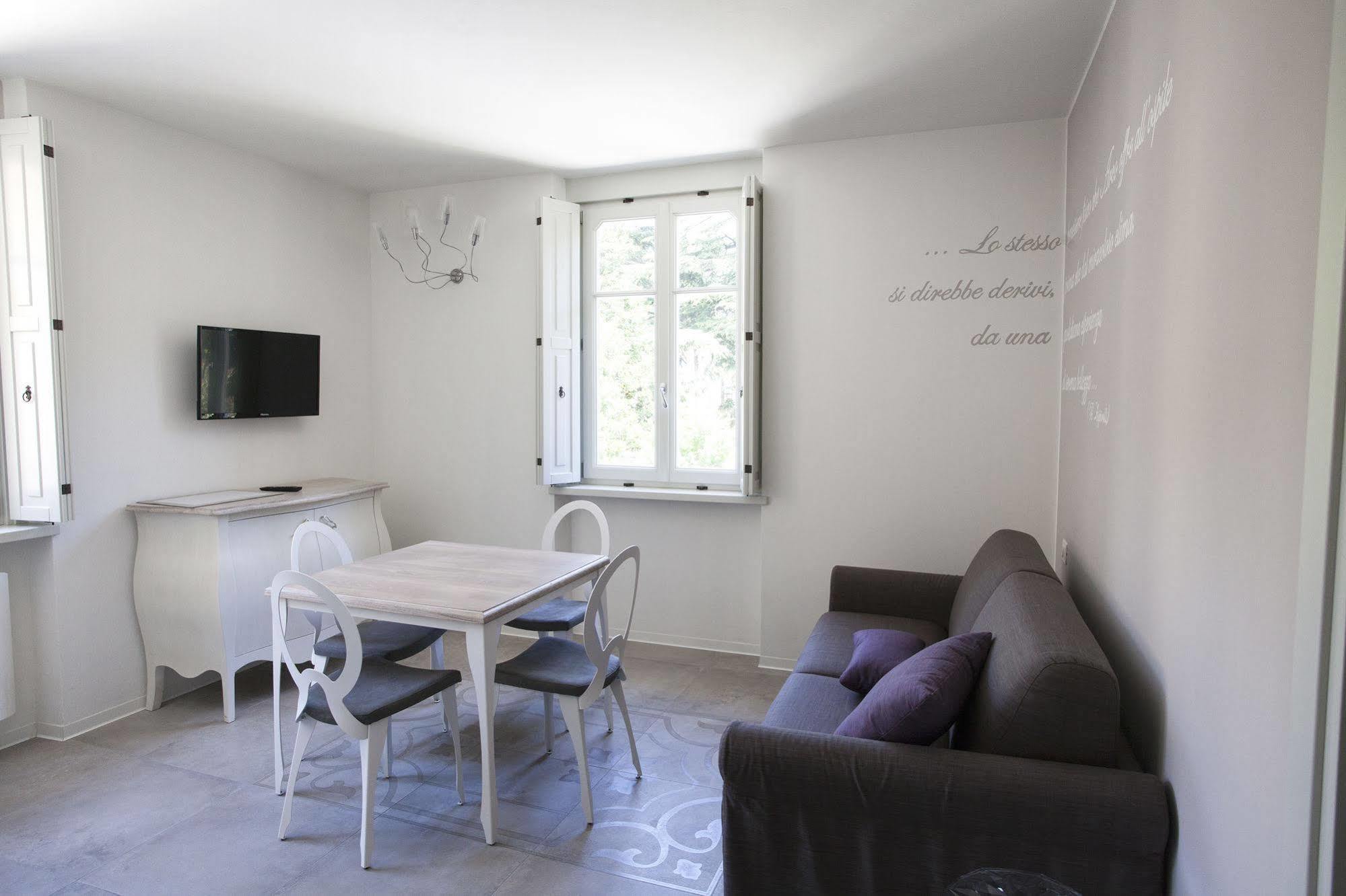 Villa Italia Luxury Suites&Apartments Arco Esterno foto