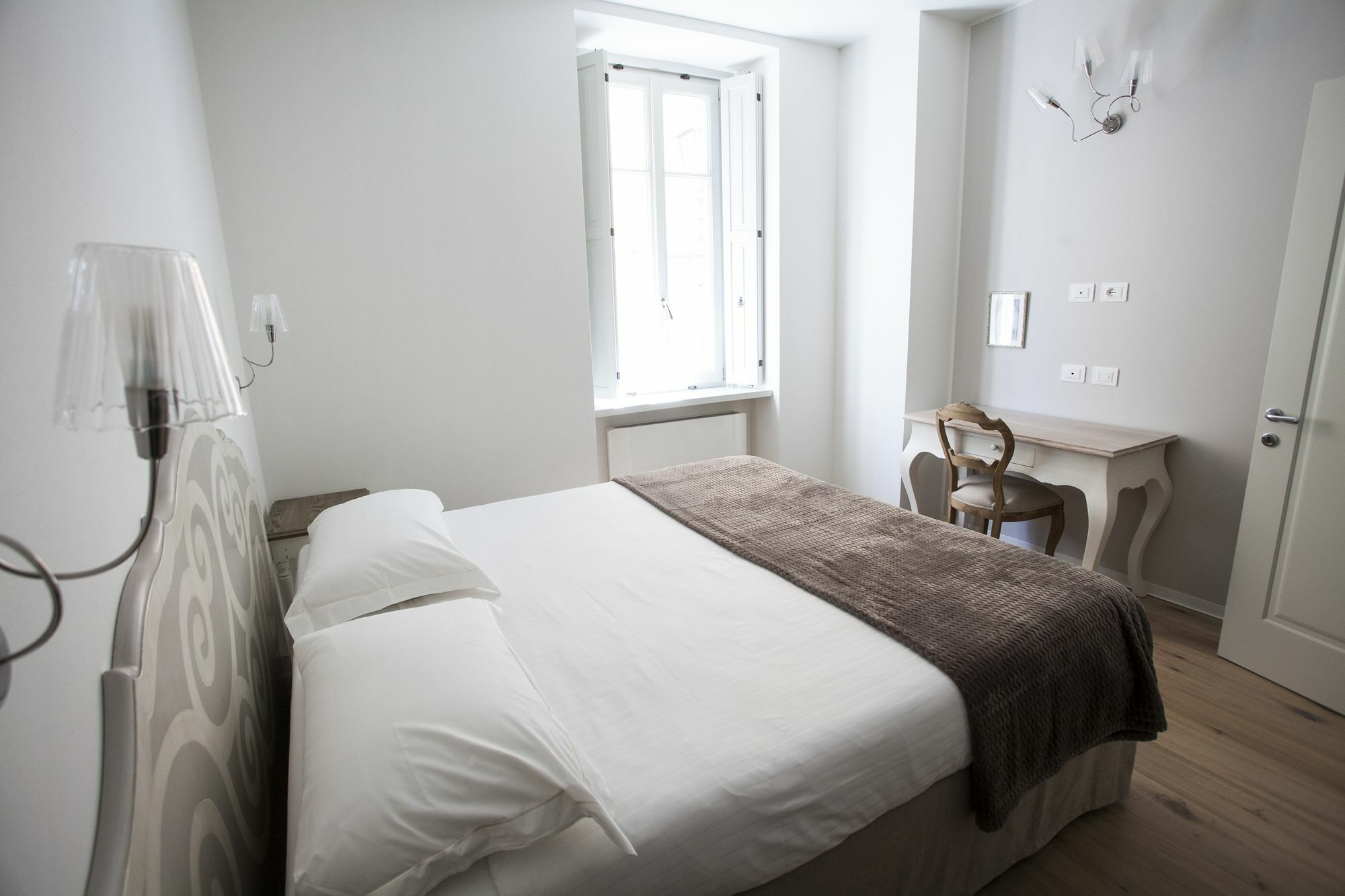 Villa Italia Luxury Suites&Apartments Arco Esterno foto